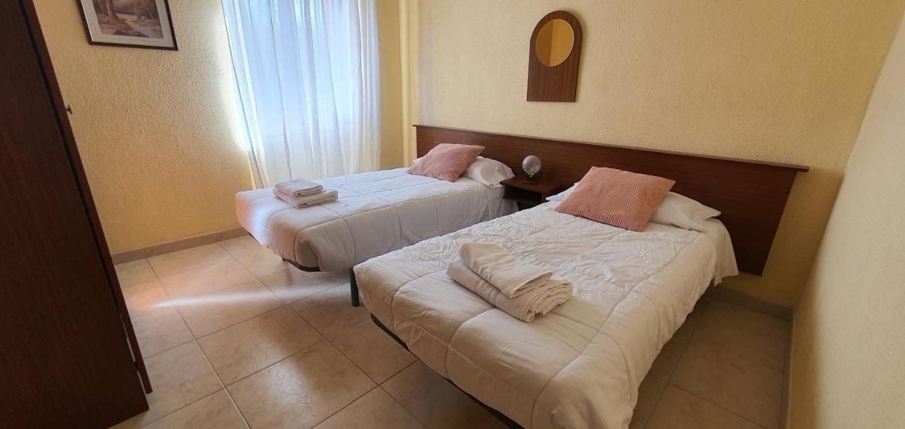 El Hostal De Maria Elena เบรา เด มองกาโย ภายนอก รูปภาพ