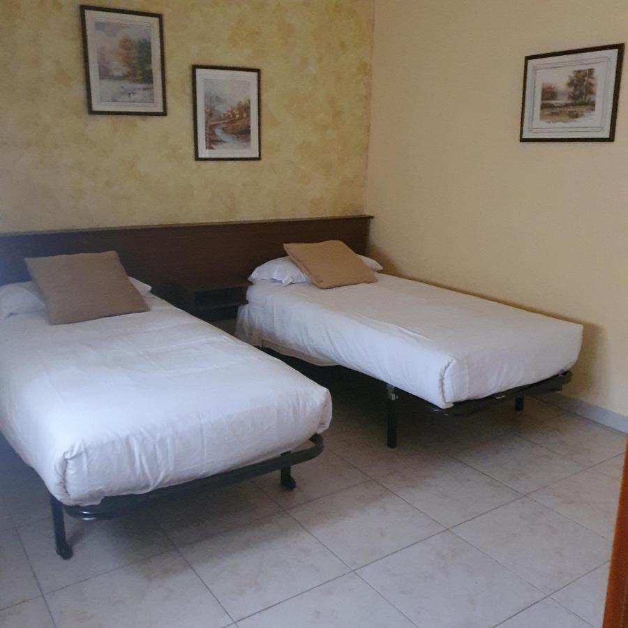 El Hostal De Maria Elena เบรา เด มองกาโย ภายนอก รูปภาพ